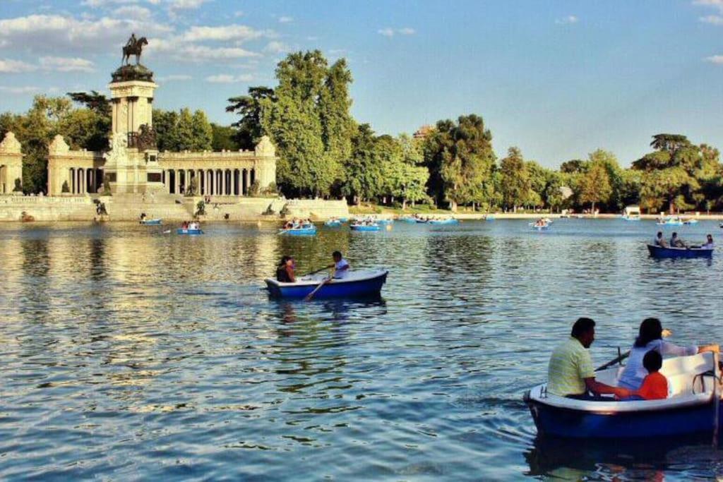 מדריד Por Los Pasos De Goya, Parque Retiro מראה חיצוני תמונה